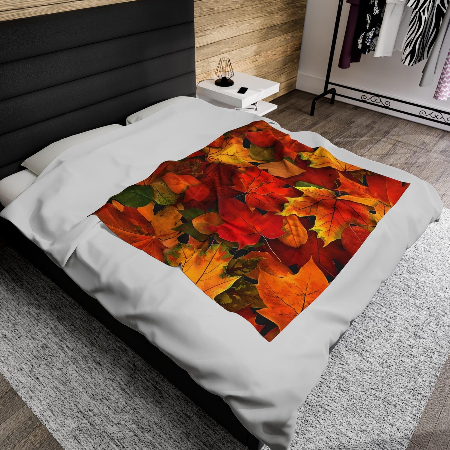 Autumn Leaves Plush Blanket - Gift for Her/Him, Home Decor Throw, Cozy Autumn Leaves Bedding, Soft Warm Blankets, Unique Present Idea.